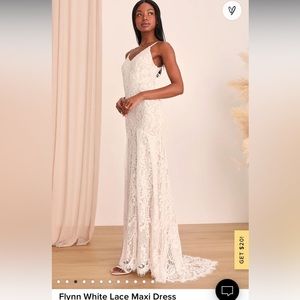 Lulu’s white lace dress